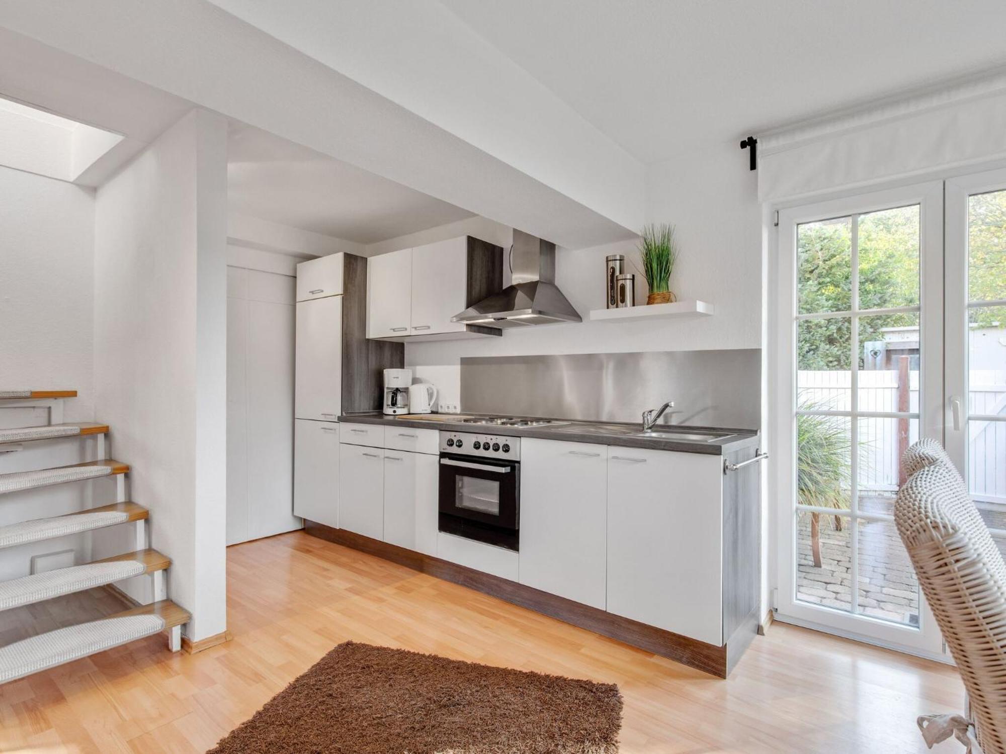 Enticing Holiday Home In Oldenburg With Garden Near Sea Dannau Bagian luar foto