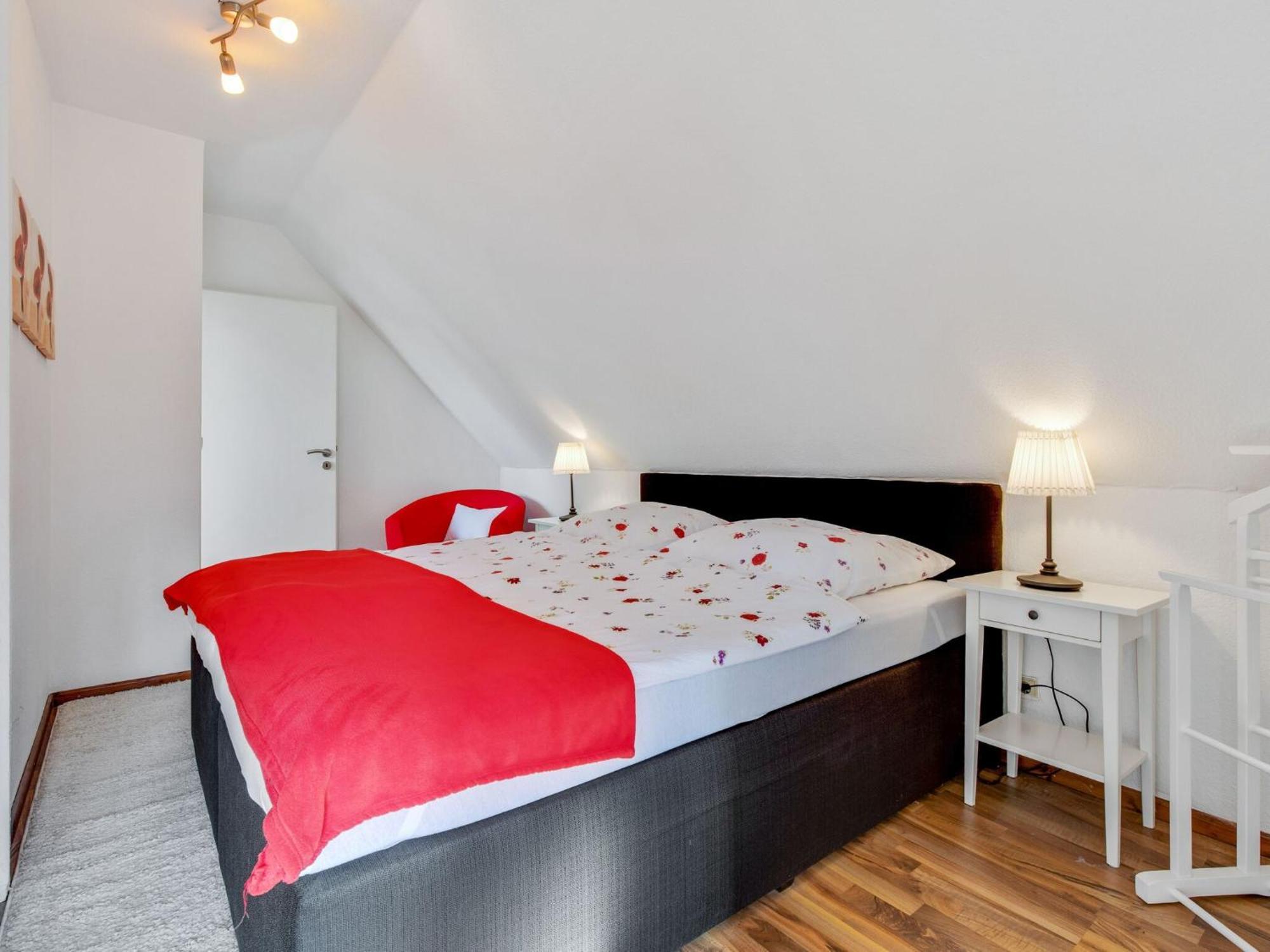 Enticing Holiday Home In Oldenburg With Garden Near Sea Dannau Bagian luar foto