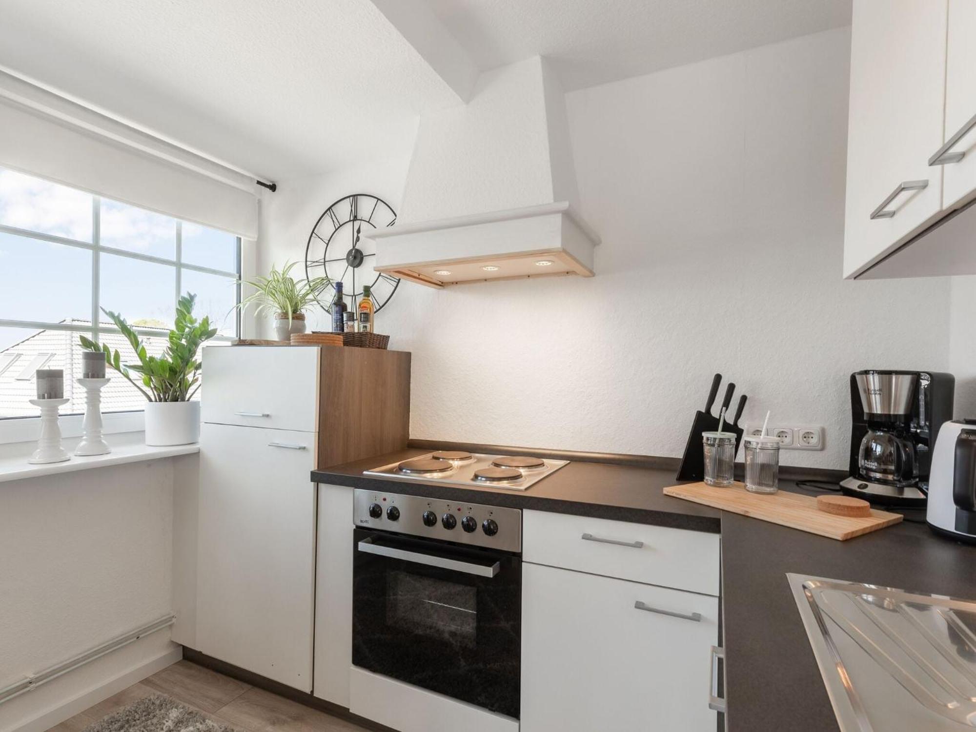 Enticing Holiday Home In Oldenburg With Garden Near Sea Dannau Bagian luar foto