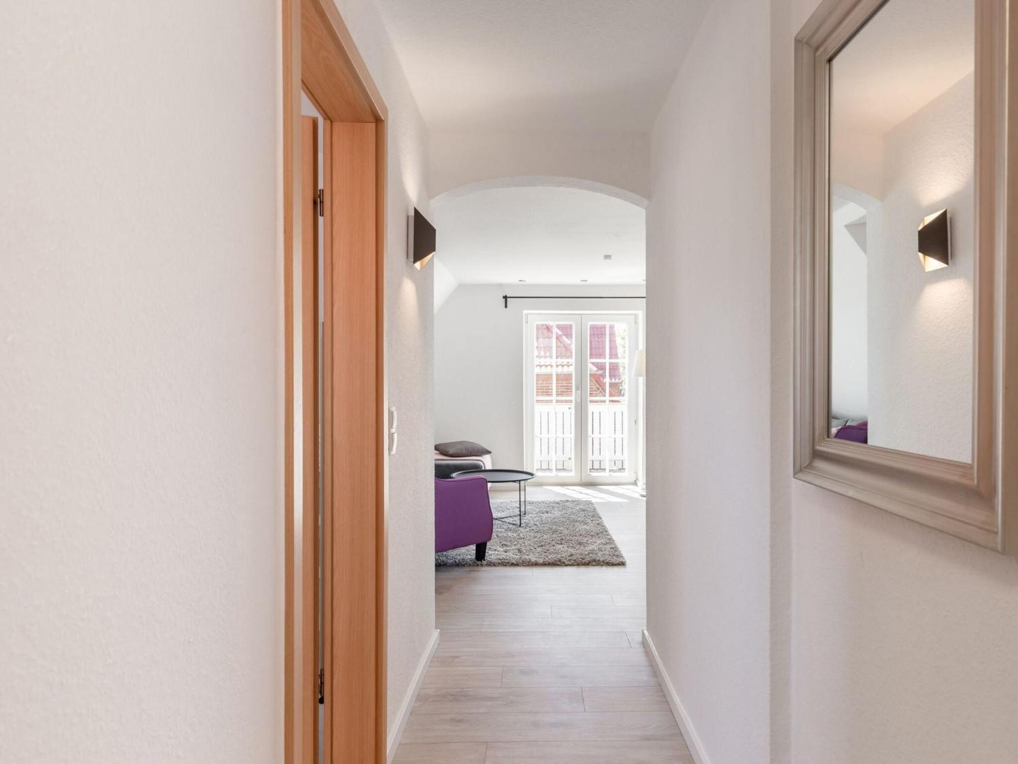 Enticing Holiday Home In Oldenburg With Garden Near Sea Dannau Bagian luar foto